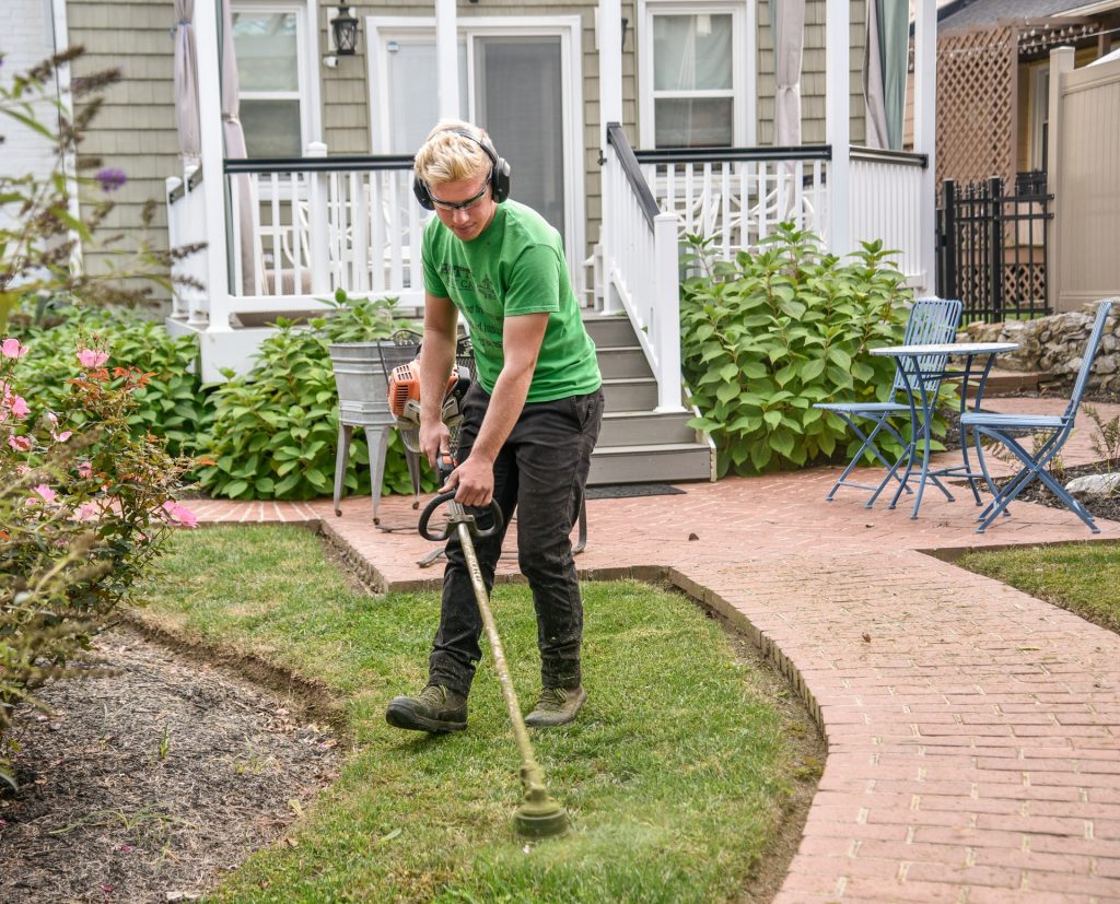 How Landscaping Can Boost Your Home's Resale Value